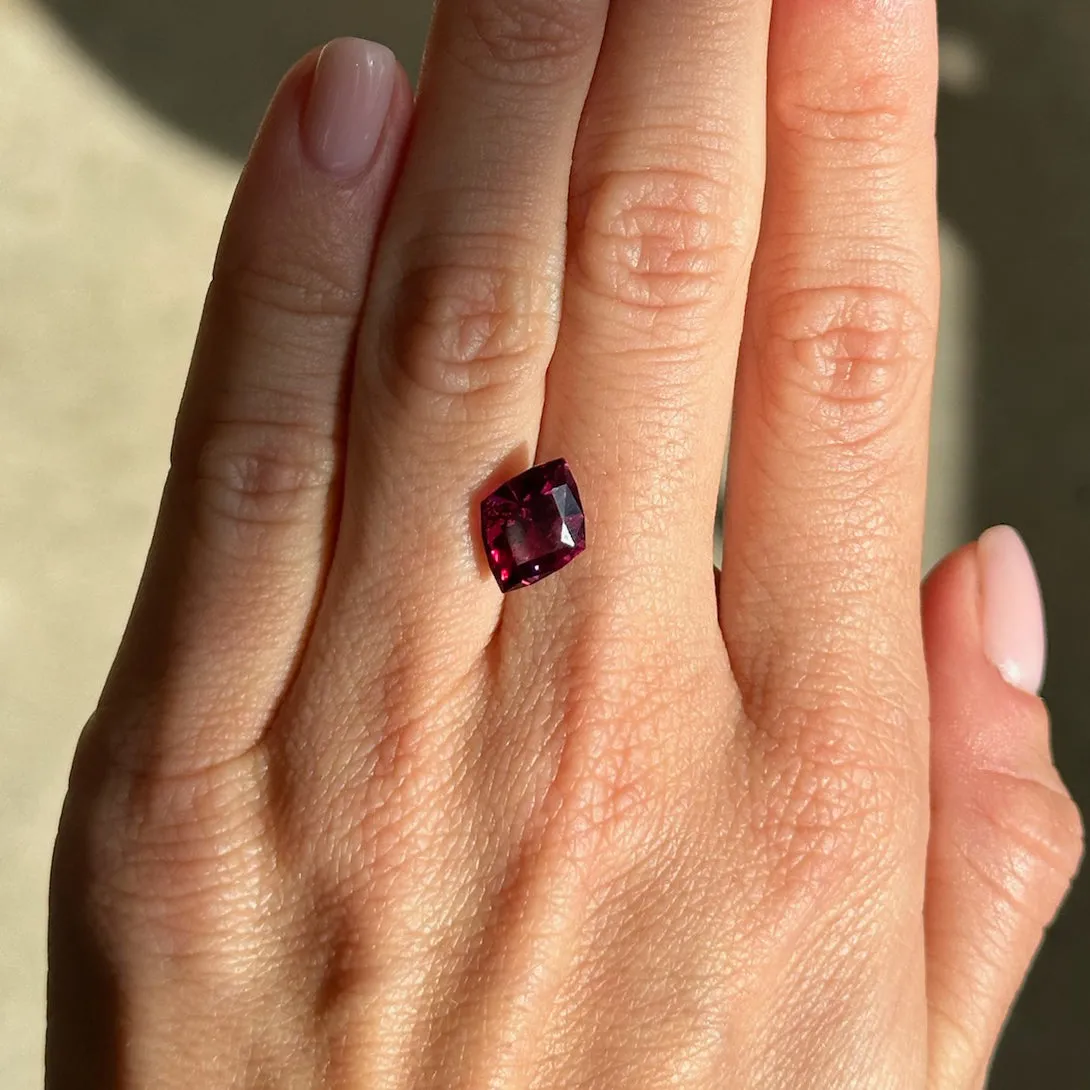 BESPOKE 4.35CT ANZA RHODOLITE GARNET