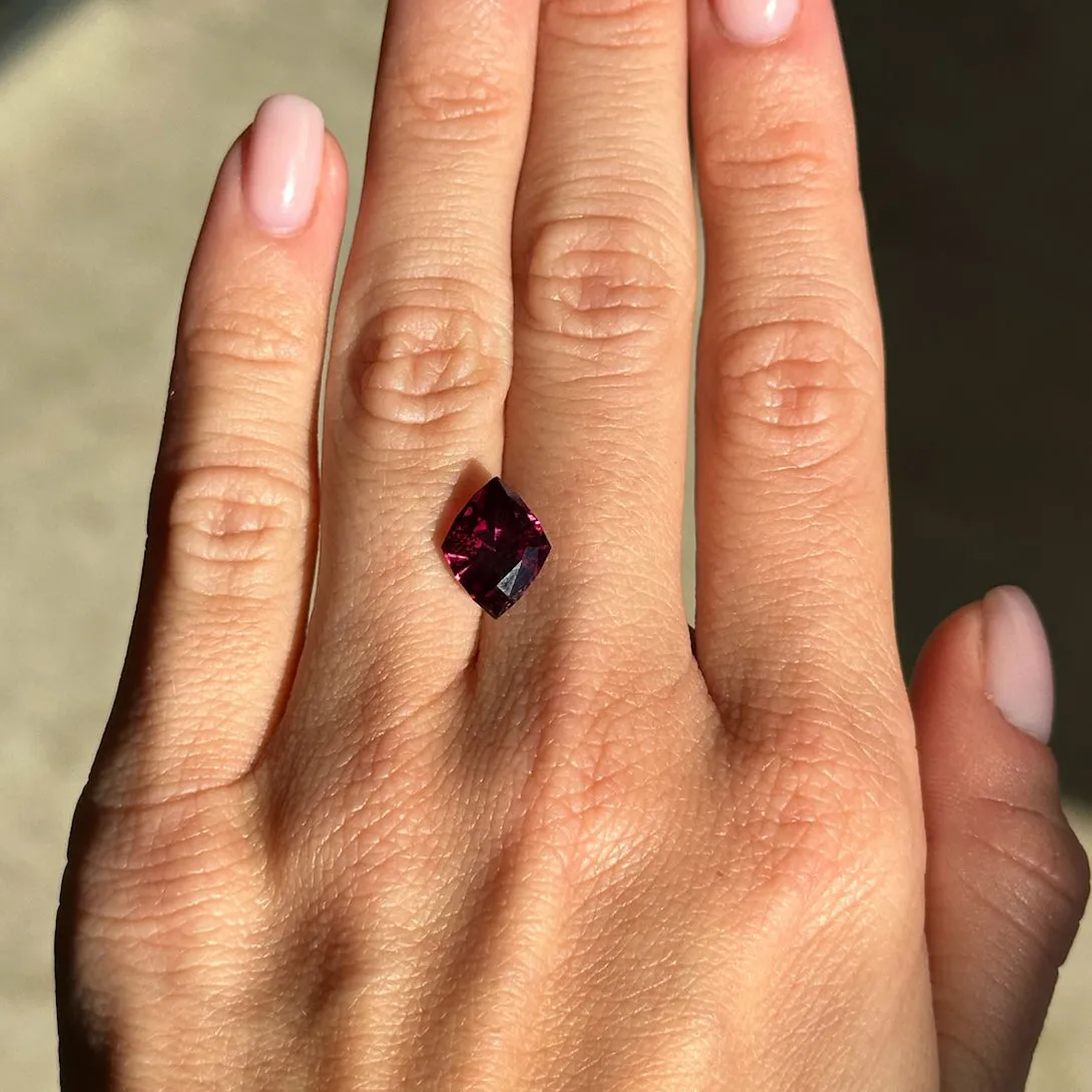 BESPOKE 4.35CT ANZA RHODOLITE GARNET