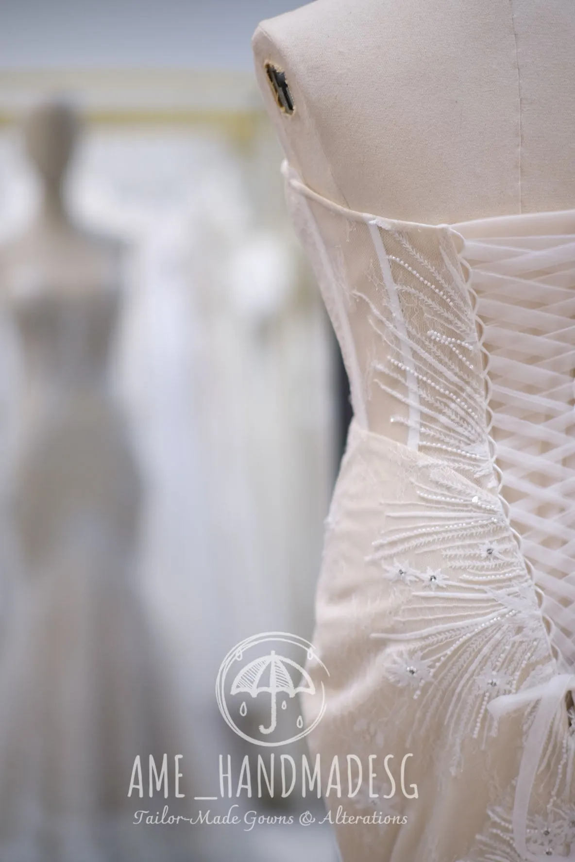 BG-WED-AME-10012 WEDDING GOWN LUX FABRIC FULL FABRIC LACE AND APPLIQUE LACE WITH BEADED SIZE XS
