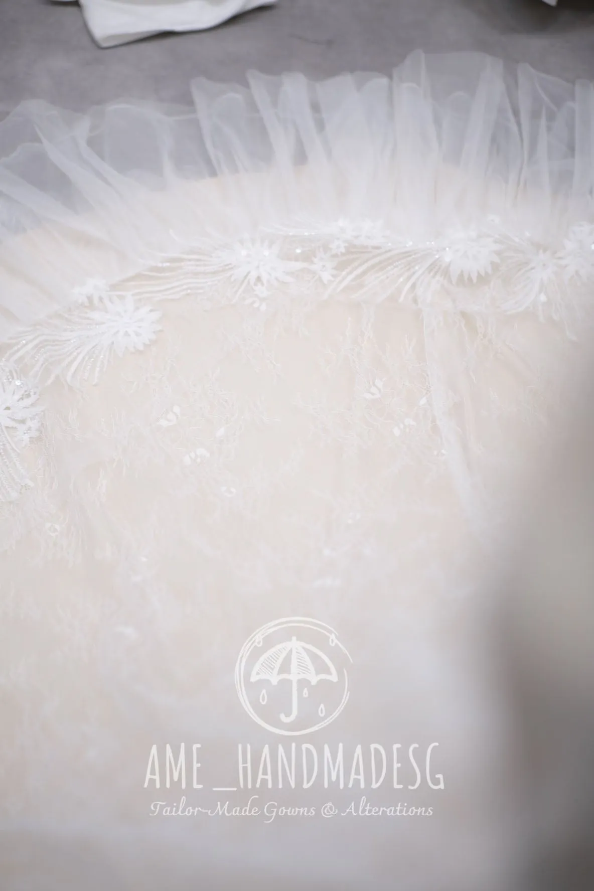 BG-WED-AME-10012 WEDDING GOWN LUX FABRIC FULL FABRIC LACE AND APPLIQUE LACE WITH BEADED SIZE XS