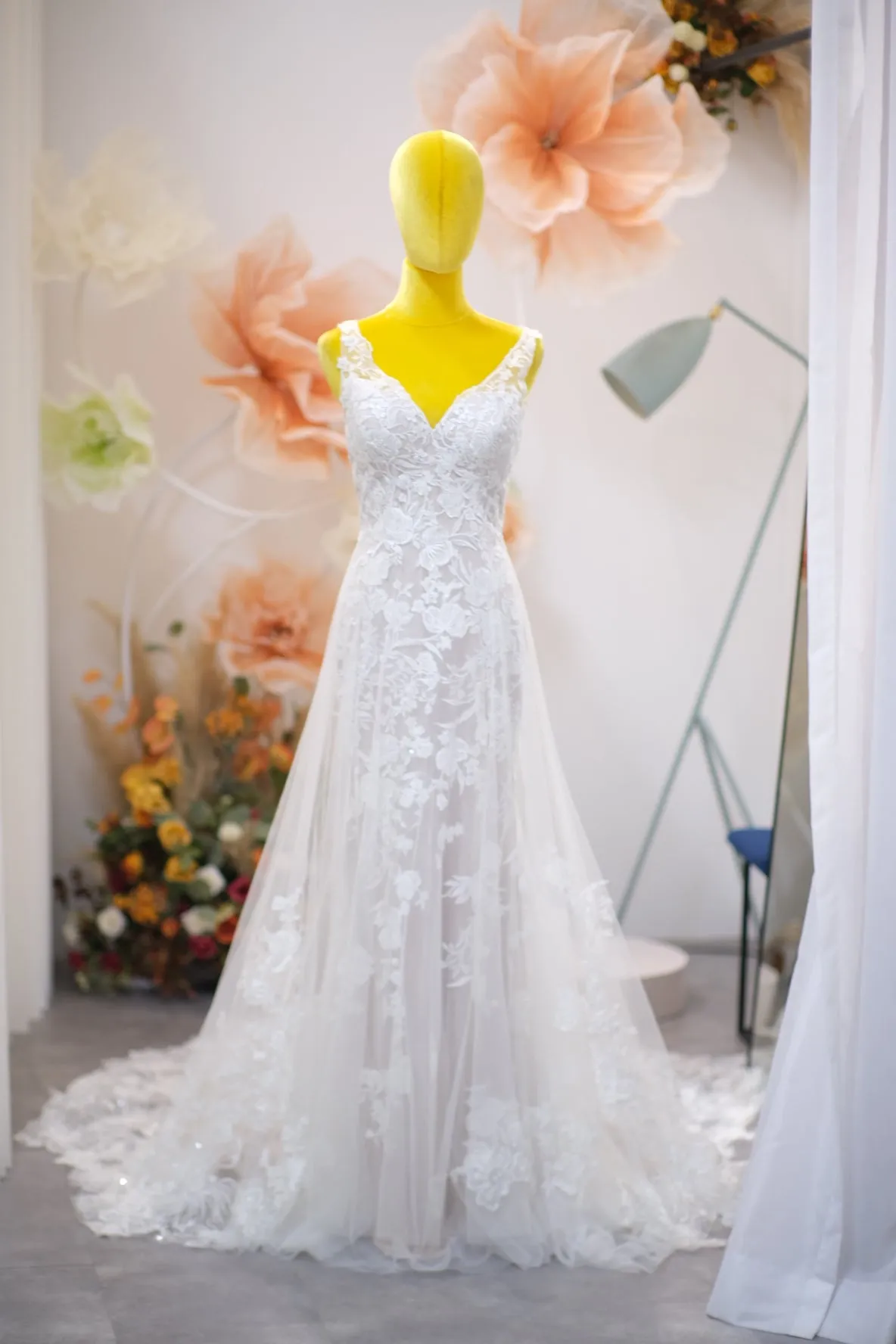 BG-WED-AME-10062 WEDDING GOWN LUX FABRIC, FULL FABRIC LACE SIZE S BUST 80-84 WAIST 66-68 HIPS 96
