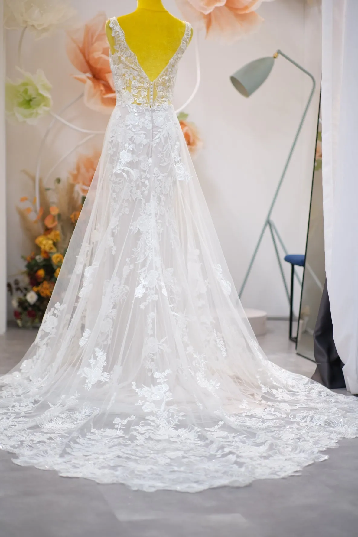 BG-WED-AME-10062 WEDDING GOWN LUX FABRIC, FULL FABRIC LACE SIZE S BUST 80-84 WAIST 66-68 HIPS 96